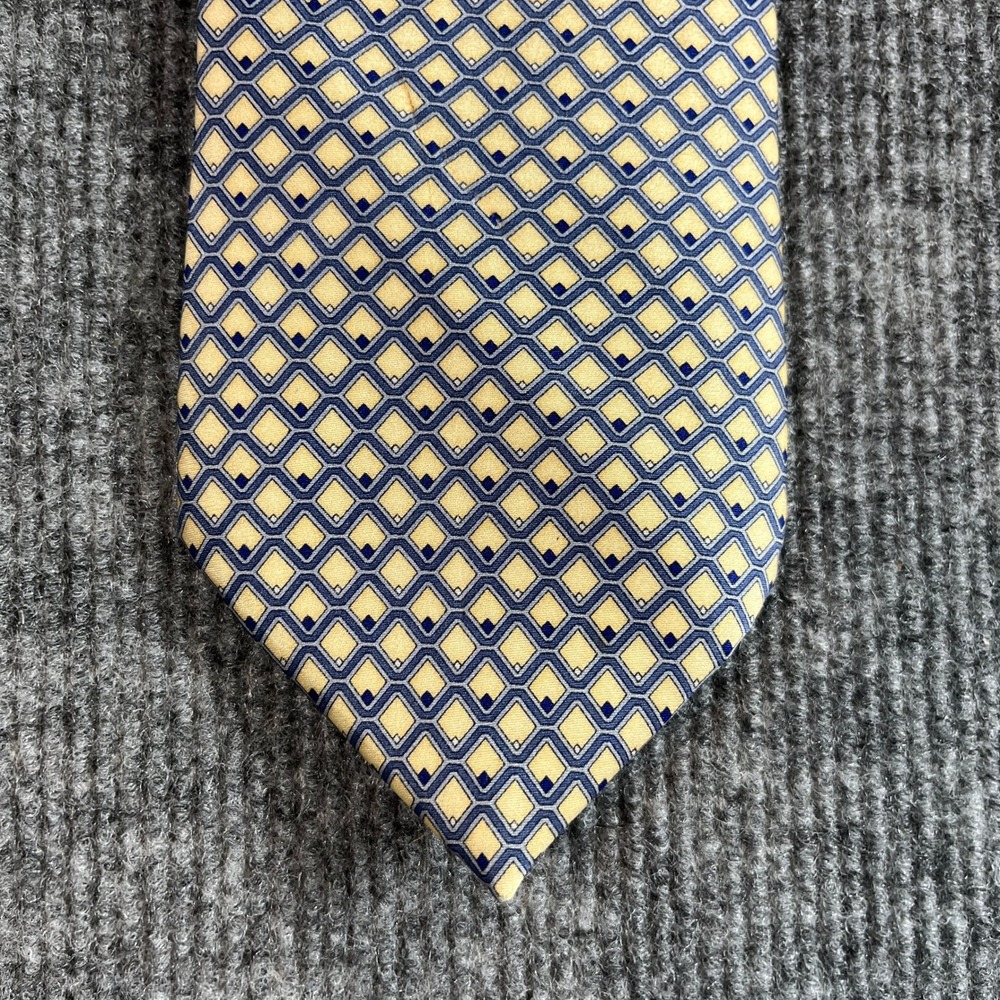Barrington Mens Silk Necktie Blue Gold Geometric Diamond Pattern Formal Tie
